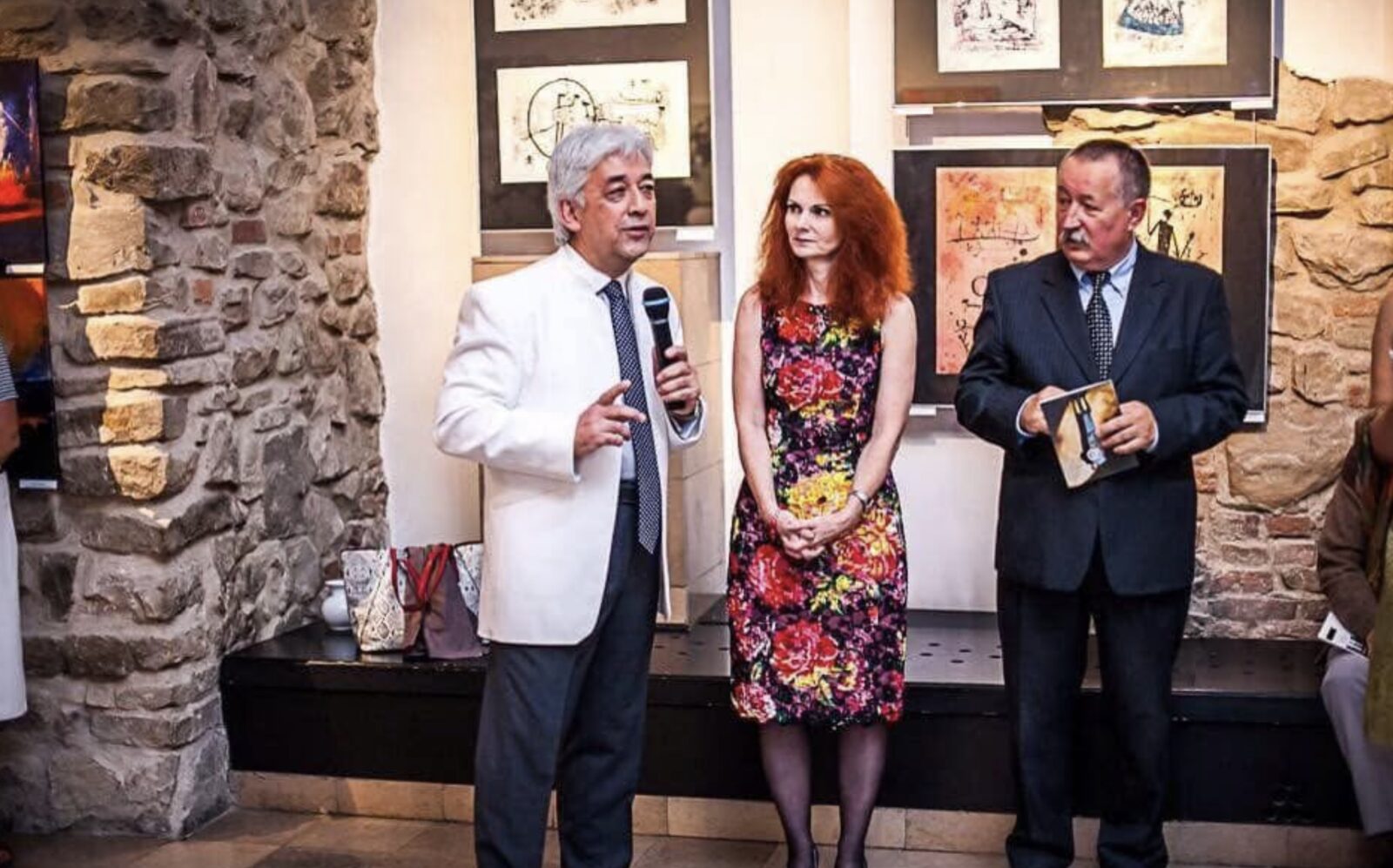 Ludolf Grollé speaking as guest artist at an exhibition in Gorlice, Poland